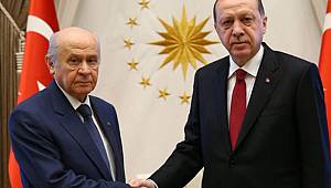 Cumhur İttifakı bir ilçede daha çatladı!