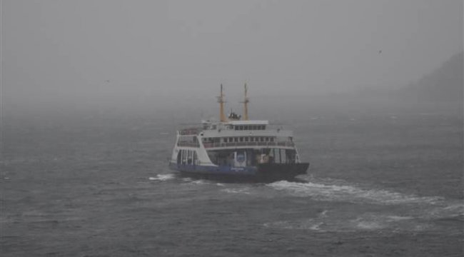 Çanakkale Boğazı çift yönlü transit gemi geçişlerine kapatıldı