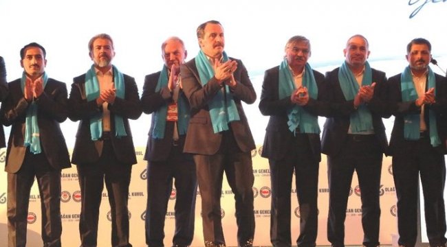 Eğitim-Bir-Sen’de Ali Yalçın ve ekibi güven tazeledi