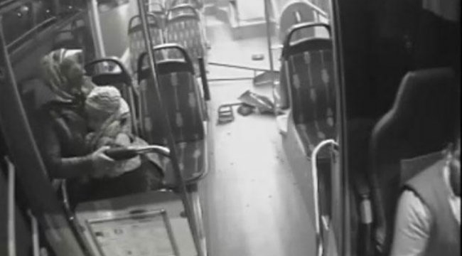 Sultanbeyli'de otobüsler çarpıştı, kadın yolcu korku dolu anlar yaşadı
