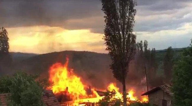 6 ev kullanılamaz hale geldi