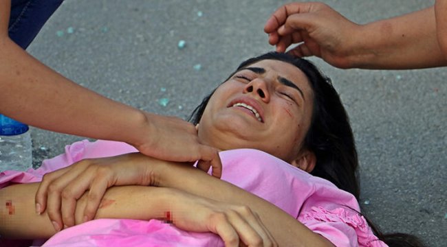 Antalya'da feci kaza... Gözyaşları içinde bekledi