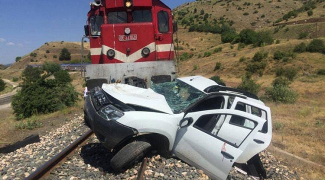 Güney Ekspresi'nin altında kaldı: 1 ölü, 2 yaralı