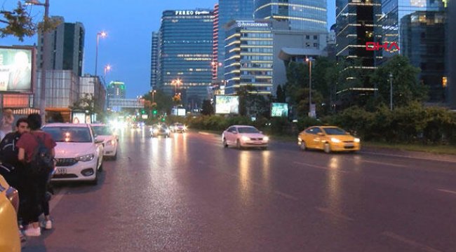 Paralar yola saçıldı... Yaşananlar yok artık dedirtti