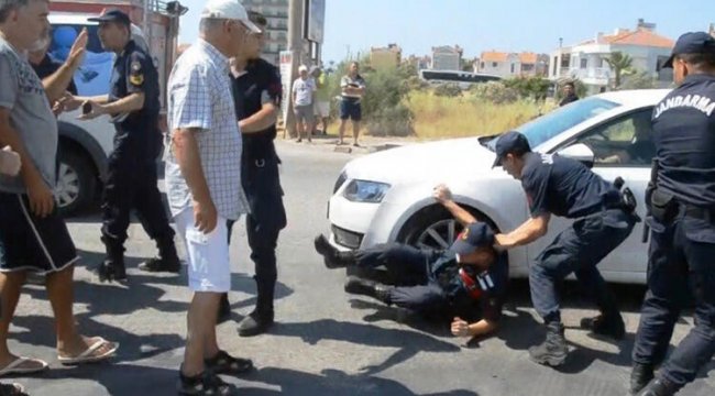 Yazlıkçılar yolu kapattı... Ortalık karıştı