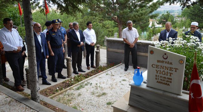 15 Temmuz şehidi, mezarı başında anıldı