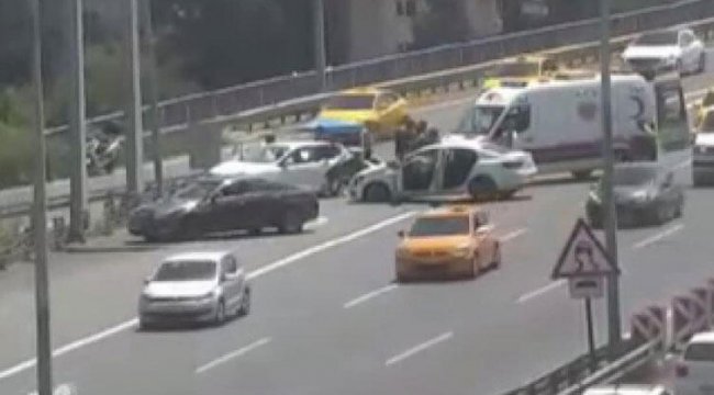 15 Temmuz Şehitler köprüsünde kaza! Yaralılar var...