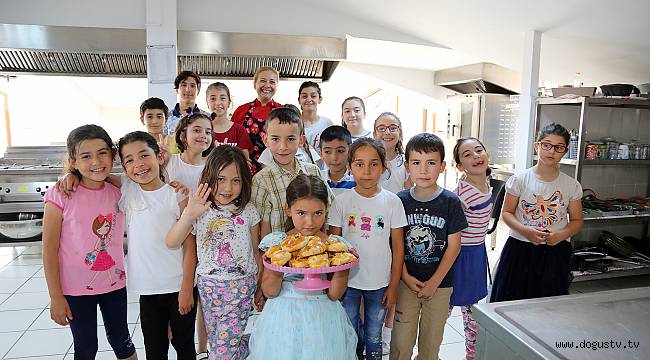 ATAŞEHİRLİ MİNİK ŞEFLER MUTFAKTA
