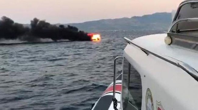 Bodrum'da tekne yandı, denize atlayan 2 kişi kurtarıldı