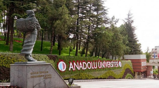 Anadolu Üniversitesi kayıtlarında e-Devlet dönemi