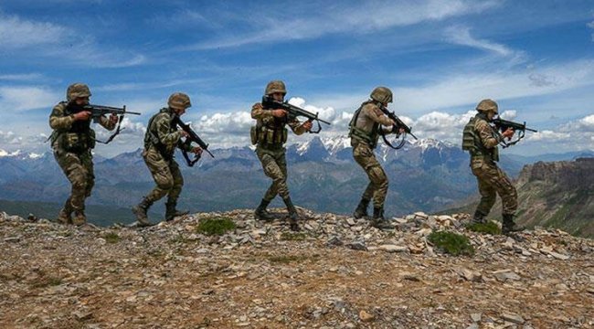 Erzincan’daki çatışmanın detayları ortaya çıktı! 70 metrelik halatla tırmanılıyor…
