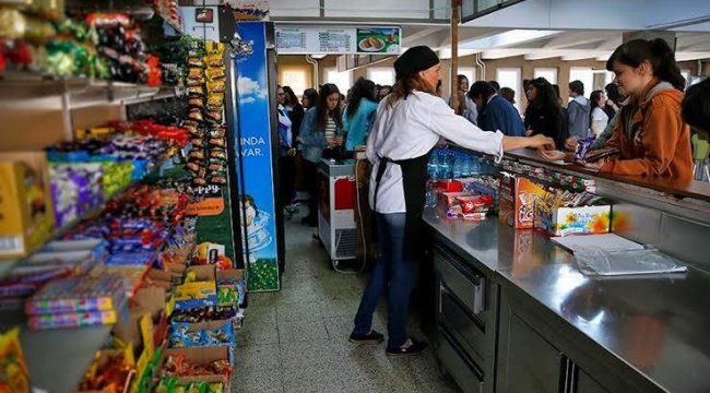 Okul kantinlerinde yeni dönem! İmzalar atıldı...