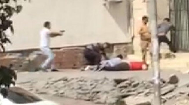 Son dakika... Avcılar'da silahlı kavga: Yaralılar var
