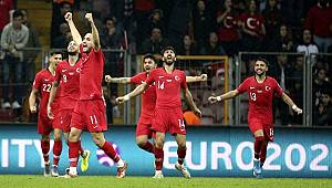 Euro 2020'ye giden milli takım ne kadar para kazanacak?
