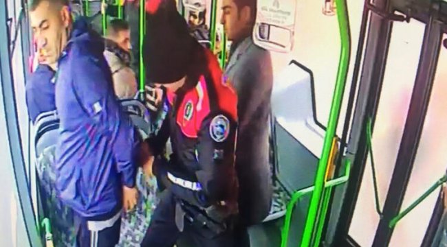 11 yıl hapis cezasıyla aranan hükümlü, otobüste böyle yakalandı