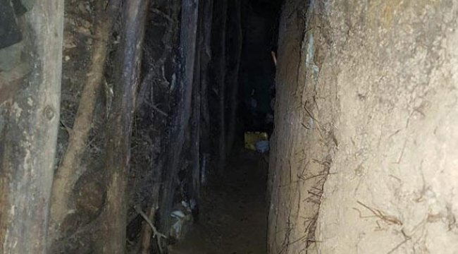 Bitlis'te 10 odalı PKK sığınağı bulundu