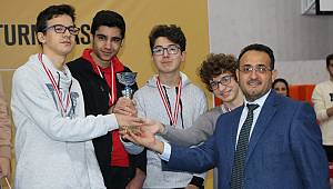 Pendik'te Satranç Turnuvasında Kazananlar Belli Oldu