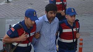 Ailesini katletti, tahliye istedi