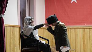 Atatürk’ün Annesi Zübeyde Hanım Kartallı Minikler Tarafından Anıldı