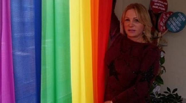 Avcılar Belediyesi trans kadın Niler Albayrak’ı şoför olarak işe aldı