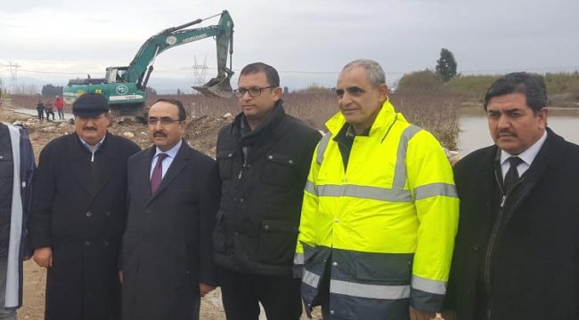 Bakan Yardımcısı Özkaldı, Tarsus'ta hasar gören tarım arazilerini inceledi