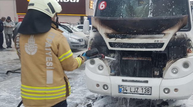 Beylikdüzü'nde öğrenci servisinde yangın