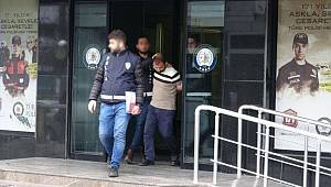 Cezaevinden çıkıp eşini ve annesini katletti! 'Baba' suçlaması şaşkına çevirdi