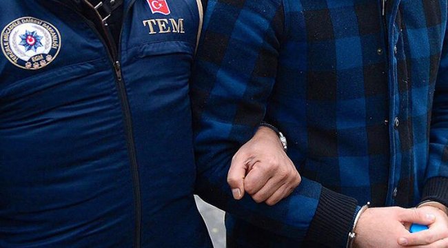 İzmir'de FETÖ/PDY operasyonu