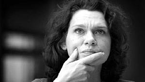 Kapatılan Özgür Gündem davasında yazar Aslı Erdoğan'ın 9 yıla kadar hapsi istendi