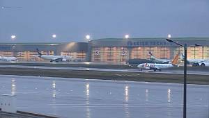 Pegasus Sabiha Gökçen Havalimanı'nda 'ilk uçuşunu' yaptı