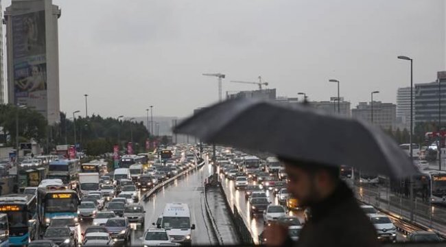 Son dakika haberi.... Meteoroloji'den İstanbul için kuvvetli sağanak uyarısı