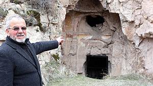 Tarihe büyük saygısızlık... Talan ettiler