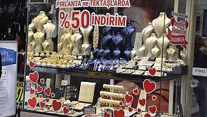  14 Şubat Sevgililer Günü öncesi internetten alışverişlerde dolandırıcılığa dikkat