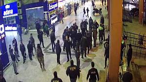 Adana'da otogarda silahlı çatışma