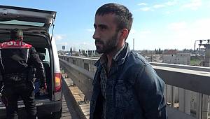 Alkollü olduğu için polisten utanıp kaçtı