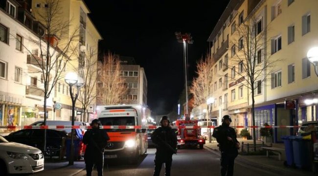 Almanya'da Irkçı Silahlı Saldırıda 9 Kişi Hayatını Kaybetti