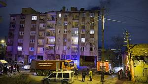 Ankara'da 5 katlı binada yangın