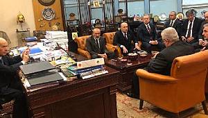 Bahçeli, parti genel merkezinde gelişmeleri takip ediyor