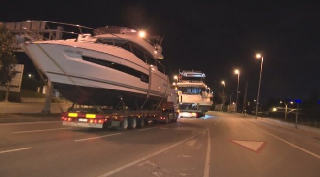 Bot fuarı için İstanbul'a getirilen tekneler böyle taşındı