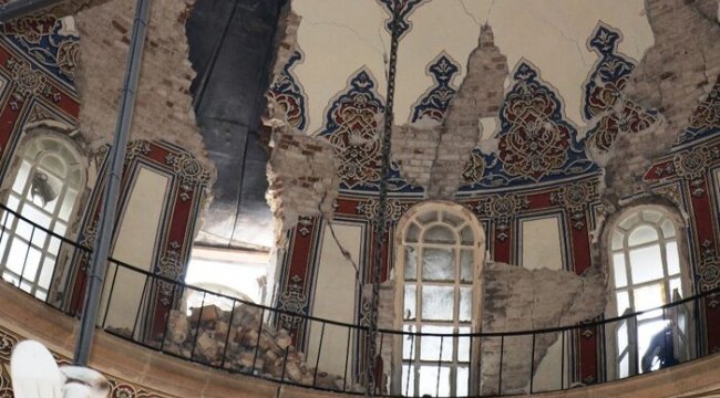 Deprem nedeniyle Elazığ ve Malatya'da 20 tarihi yapı zarar gördü