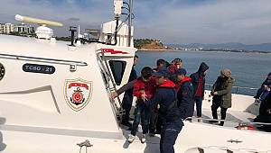Didim'de 58 göçmen kaçak yakalandı