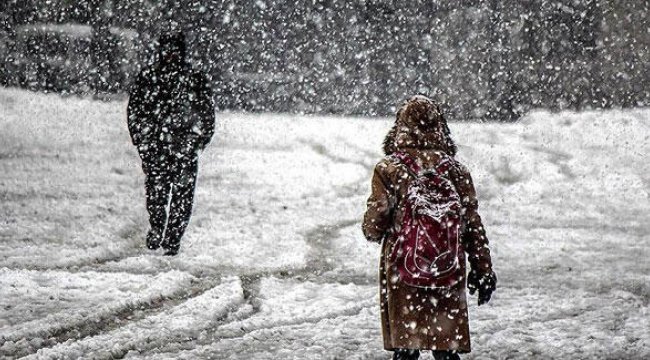 Hakkari'de eğitime kar engeli!
