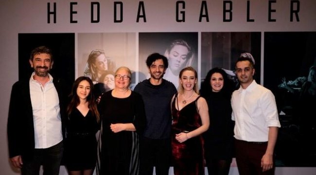 Hedda Gabler'ın galasına ünlü akını