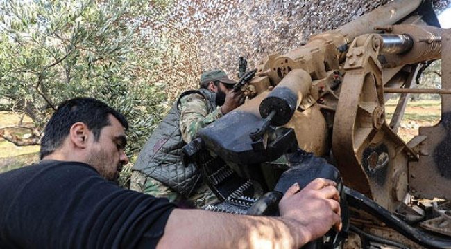 İdlib'e bağlı Neyrab köyü muhaliflerin kontrolüne girdi