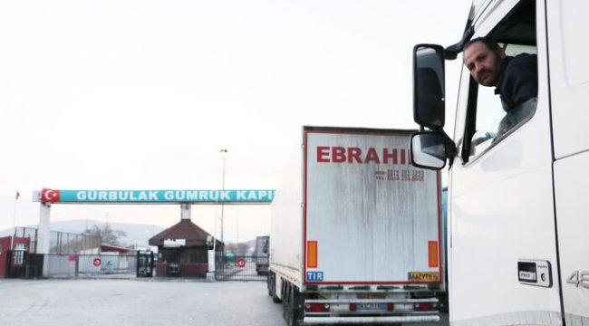 İran sınırı kapatıldı, TIR kuyruğu 5 kilometreye ulaştı