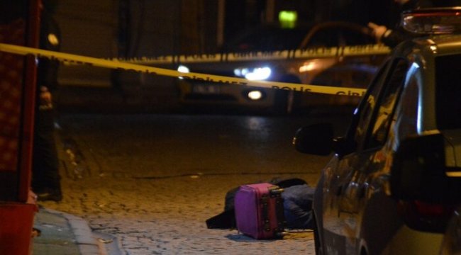 İstanbul'da pencereden düşen bir kişi hayatını kaybetti