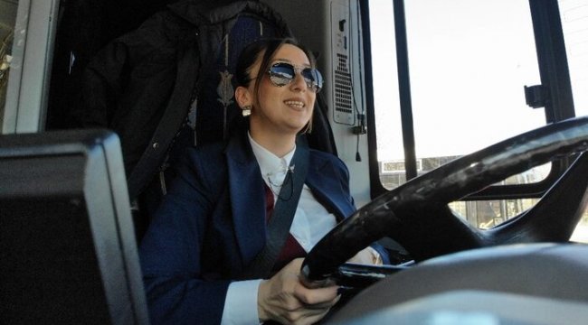 İstanbul’un kadın şoförleri mesailerine başladı!