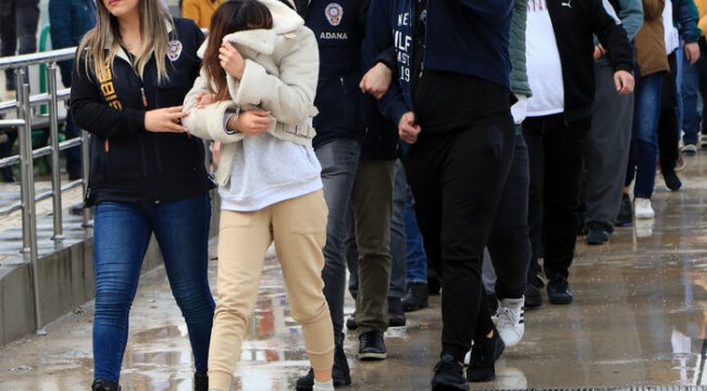 Lüks villaya yasa dışı bahis operasyonu!