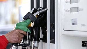 Son Dakika: Benzine 16 kuruş zam geldi