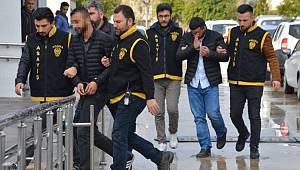 Telefon hırsızları yakalandı